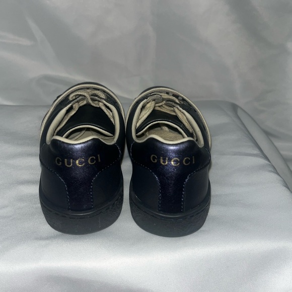 Gucci Kids Navy Sneakers with Logo Strap size 24 - Picture 4 of 6